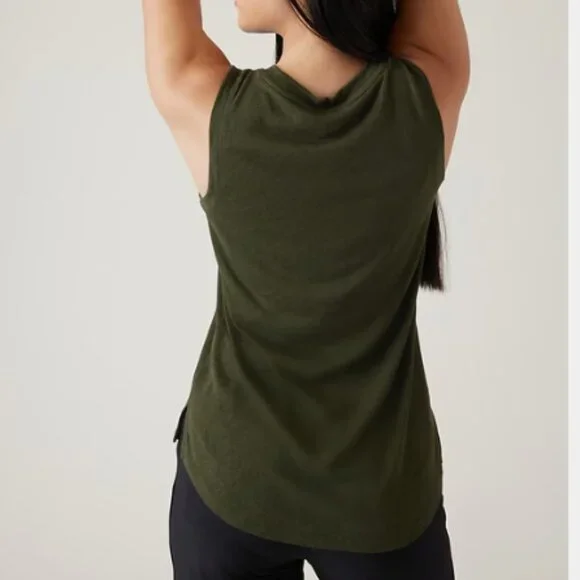NWT Breezy tank, size small - Picture 4 of 5